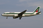 Alitalia Airbus A320-214 (EI-IKG) at  Milan - Linate, Italy