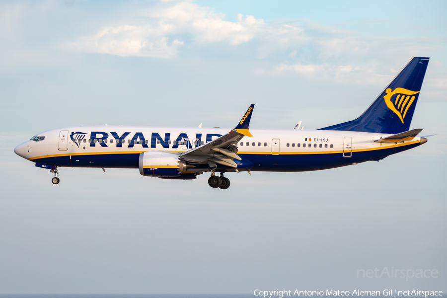 Ryanair Boeing 737-8-200 (EI-IKJ) | Photo 656060