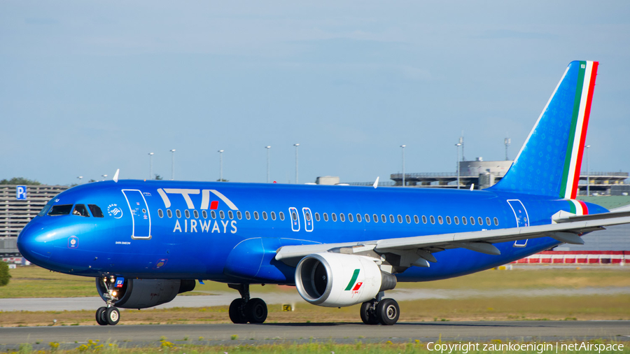 ITA Airways Airbus A320-214 (EI-IKU) | Photo 522879