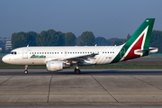 Alitalia Airbus A319-112 (EI-IMC) at  Milan - Linate, Italy