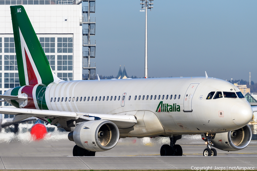 Alitalia Airbus A319-112 (EI-IMG) | Photo 537377