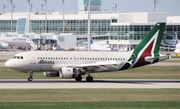 Alitalia Airbus A319-112 (EI-IMH) at  Munich, Germany