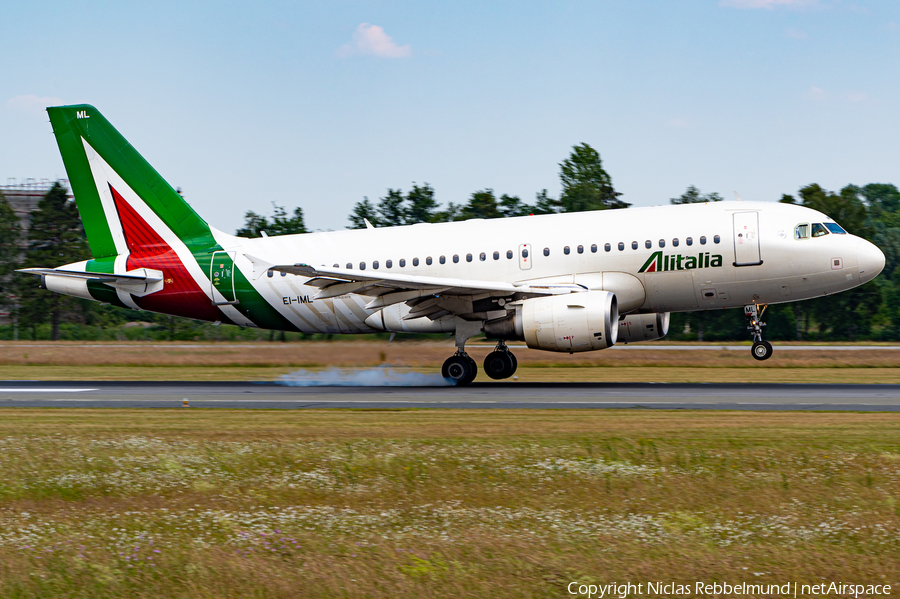 Alitalia Airbus A319-112 (EI-IML) | Photo 513479