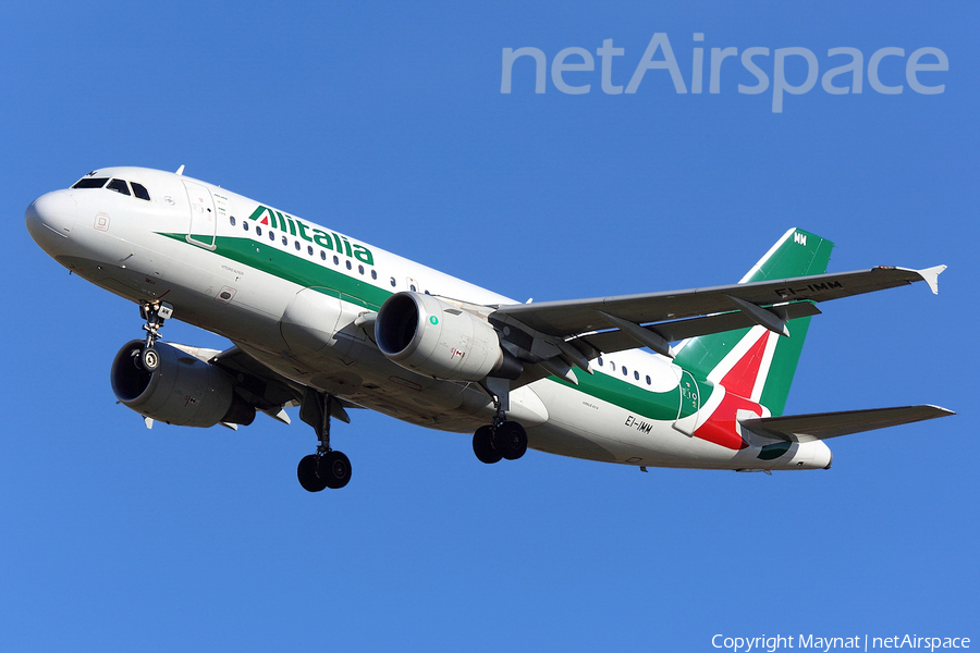 Alitalia Airbus A319-111 (EI-IMM) | Photo 149956