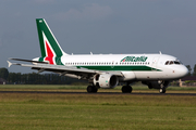 Alitalia Airbus A319-112 (EI-IMO) at  Amsterdam - Schiphol, Netherlands