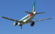 Alitalia Airbus A319-112 (EI-IMO) at  Barcelona - El Prat, Spain