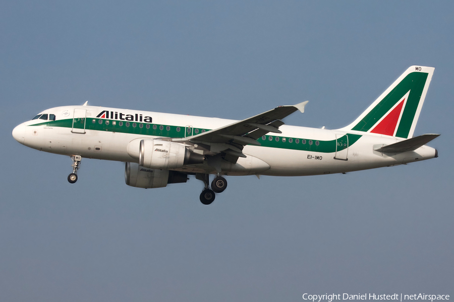Alitalia Airbus A319-112 (EI-IMO) | Photo 659020