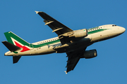 Alitalia Airbus A319-111 (EI-IMP) at  Dusseldorf - International, Germany
