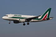 Alitalia Airbus A319-111 (EI-IMR) at  Rome - Fiumicino (Leonardo DaVinci), Italy