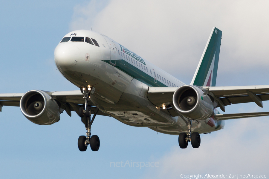 Alitalia Airbus A319-111 (EI-IMR) | Photo 136362