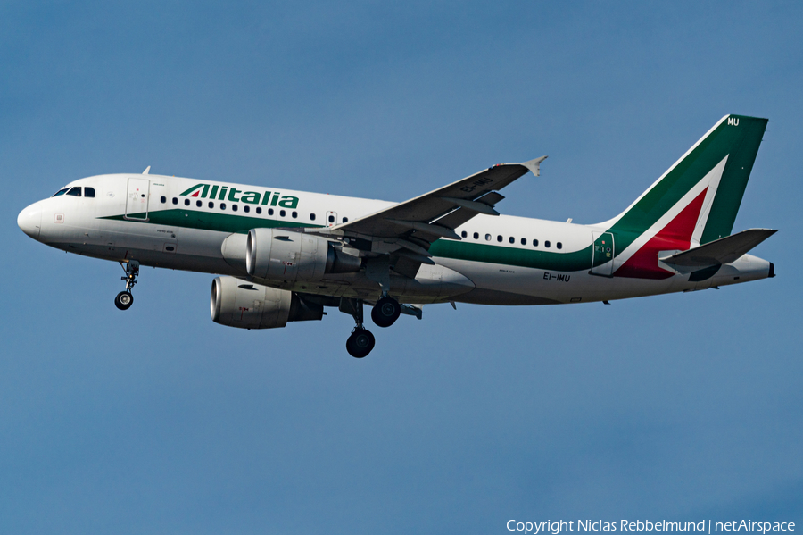 Alitalia Airbus A319-111 (EI-IMU) | Photo 405297