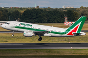 Alitalia Airbus A319-111 (EI-IMV) at  Berlin - Tegel, Germany