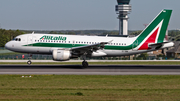 Alitalia Airbus A319-111 (EI-IMW) at  Brussels - International, Belgium