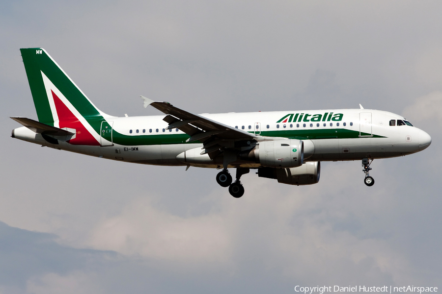 Alitalia Airbus A319-111 (EI-IMW) | Photo 508072