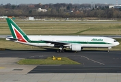 Alitalia Boeing 777-243(ER) (EI-ISA) at  Dusseldorf - International, Germany