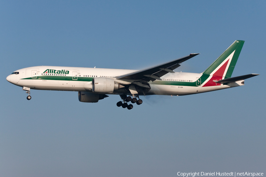Alitalia Boeing 777-243(ER) (EI-ISA) | Photo 502806