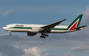Alitalia Boeing 777-243(ER) (EI-ISB) at  Rome - Fiumicino (Leonardo DaVinci), Italy