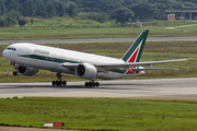 Alitalia Boeing 777-243(ER) (EI-ISD) at  Sao Paulo - Guarulhos - Andre Franco Montoro (Cumbica), Brazil
