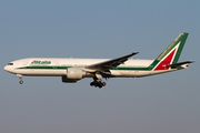 Alitalia Boeing 777-243(ER) (EI-ISO) at  Rome - Fiumicino (Leonardo DaVinci), Italy