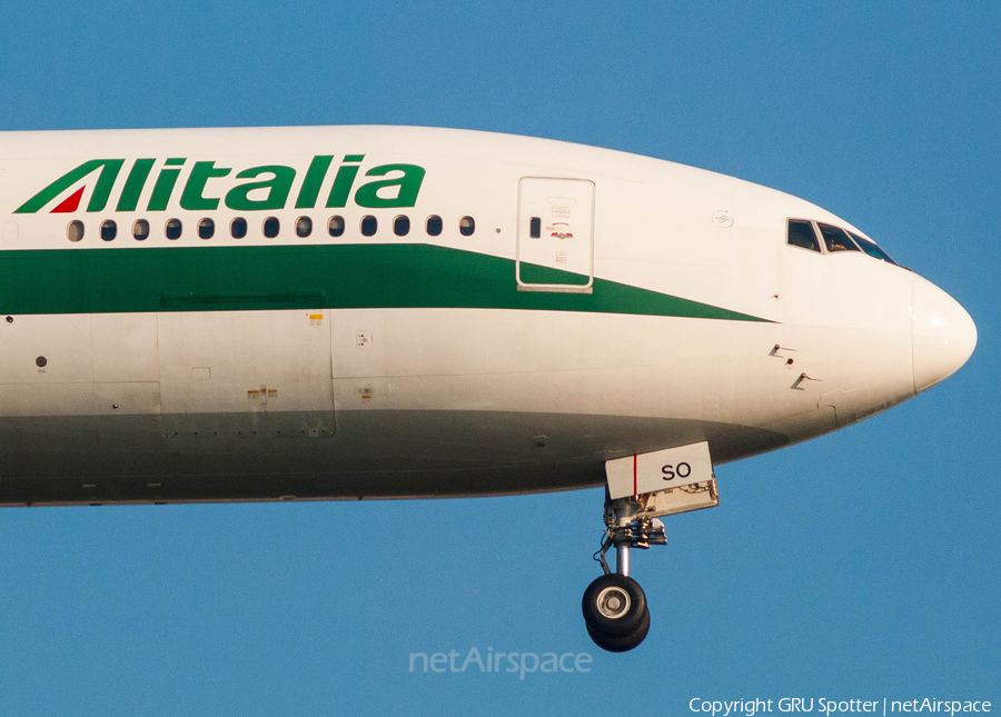 Alitalia Boeing 777-243(ER) (EI-ISO) | Photo 331519