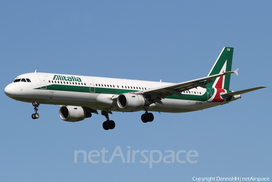 Alitalia Airbus A321-112 (EI-IXG) | Photo 377268