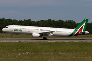 Alitalia Airbus A321-112 (EI-IXH) at  Hamburg - Fuhlsbuettel (Helmut Schmidt), Germany