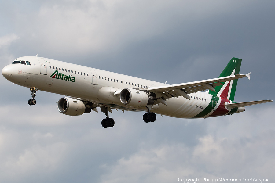 Alitalia Airbus A321-112 (EI-IXH) | Photo 194168