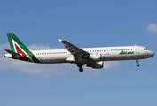 Alitalia Airbus A321-112 (EI-IXH) at  London - Heathrow, United Kingdom