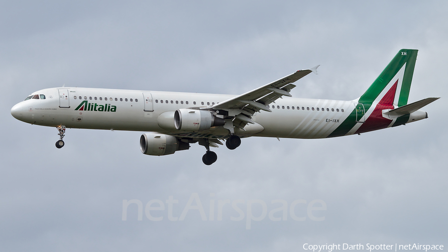 Alitalia Airbus A321-112 (EI-IXH) | Photo 374363