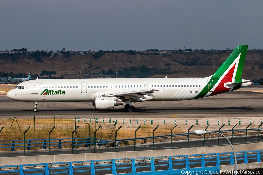 Alitalia Airbus A321-112 (EI-IXH) | Photo 286246