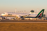 Alitalia Airbus A321-112 (EI-IXH) at  Munich, Germany