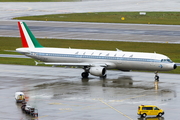 Alitalia Airbus A321-112 (EI-IXI) at  Zurich - Kloten, Switzerland