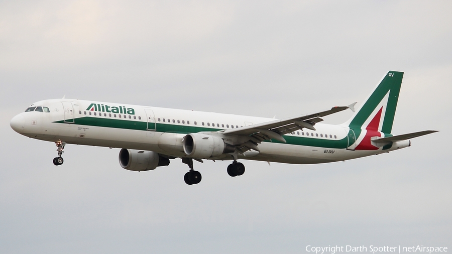 Alitalia Airbus A321-112 (EI-IXV) | Photo 212071