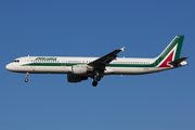 Alitalia Airbus A321-112 (EI-IXV) at  Rome - Fiumicino (Leonardo DaVinci), Italy