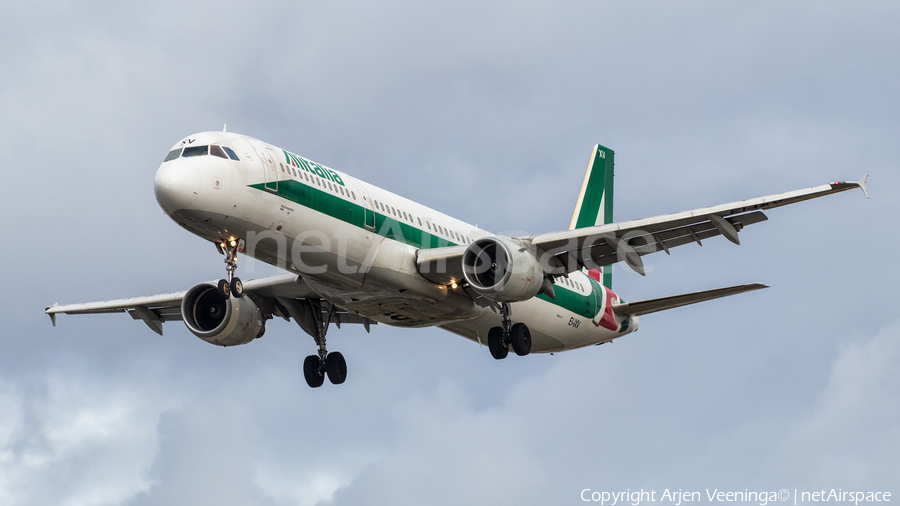 Alitalia Airbus A321-112 (EI-IXV) | Photo 379751
