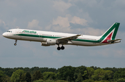 Alitalia Airbus A321-112 (EI-IXZ) at  Hamburg - Fuhlsbuettel (Helmut Schmidt), Germany