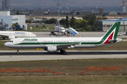 Alitalia Airbus A321-112 (EI-IXZ) at  Istanbul - Ataturk, Turkey