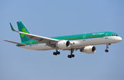 Aer Lingus Boeing 757-2Q8 (EI-LBR) at  Toronto - Pearson International, Canada