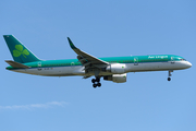 Aer Lingus Boeing 757-2Q8 (EI-LBS) at  New York - John F. Kennedy International, United States