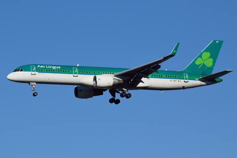 Aer Lingus Boeing 757-2Q8 (EI-LBT) at  Windsor Locks - Bradley International, United States