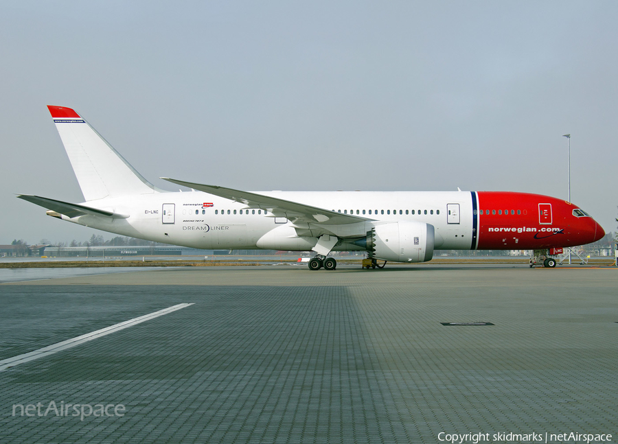 Norwegian Air Shuttle Boeing 787-8 Dreamliner (EI-LNC) | Photo 70995