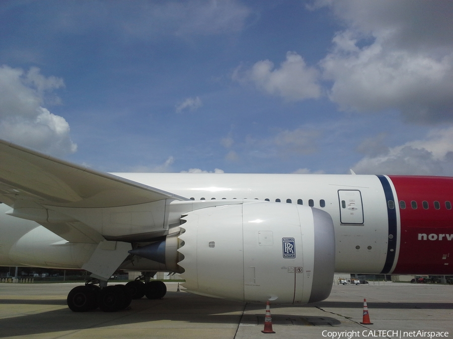 Norwegian Air Shuttle Boeing 787-8 Dreamliner (EI-LND) | Photo 50460