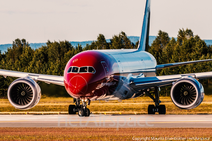 Norwegian Air Shuttle Boeing 787-8 Dreamliner (EI-LNG) | Photo 88606