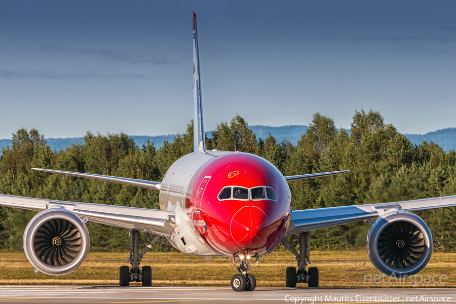 Norwegian Air Shuttle Boeing 787-8 Dreamliner (EI-LNG) | Photo 96339