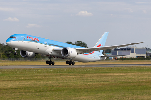 Neos Boeing 787-9 Dreamliner (EI-NEU) at  Hamburg - Fuhlsbuettel (Helmut Schmidt), Germany