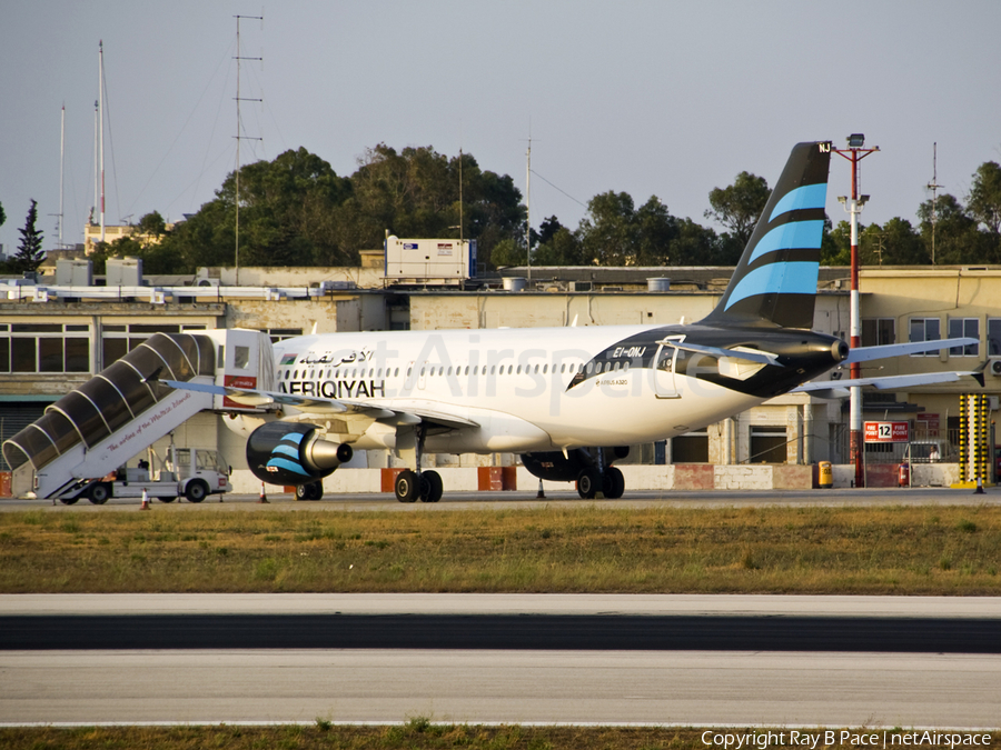 Afriqiyah Airways Airbus A320-214 (EI-ONJ) | Photo 52543