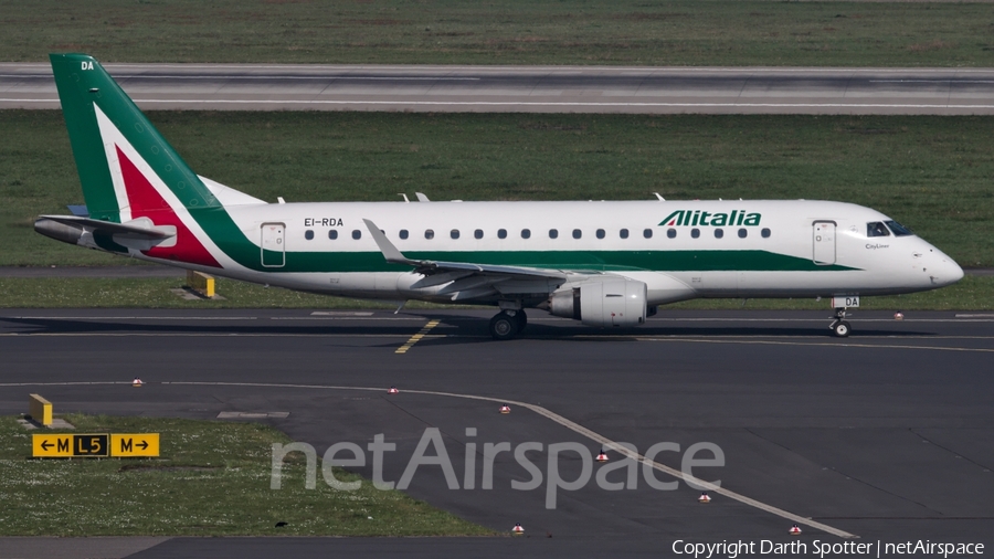 Alitalia CityLiner Embraer ERJ-175STD (ERJ-170-200STD) (EI-RDA) | Photo 235137