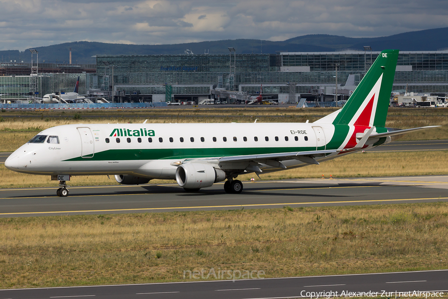 Alitalia CityLiner Embraer ERJ-175STD (ERJ-170-200STD) (EI-RDE) | Photo 229317