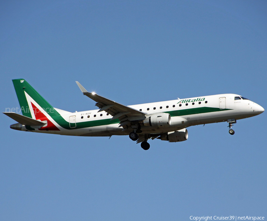 Alitalia CityLiner Embraer ERJ-175LR (ERJ-170-200LR) (EI-RDF) | Photo 403155