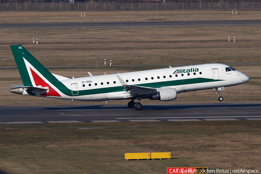 Alitalia CityLiner Embraer ERJ-175STD (ERJ-170-200STD) (EI-RDG) | Photo 140537